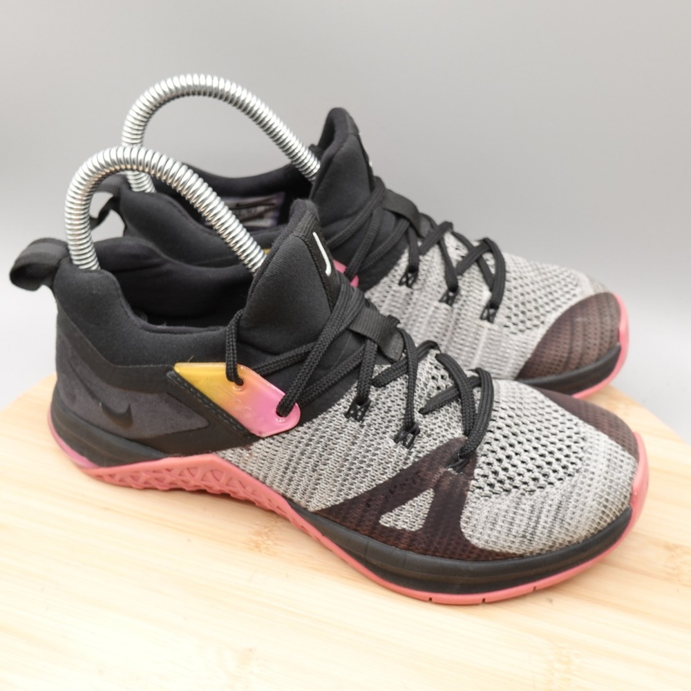 Nike Shoes Womens 6 Metcon 7 Flyknit 3 Training Black Pink AR5623-002 Flaws - Picture 4 of 10